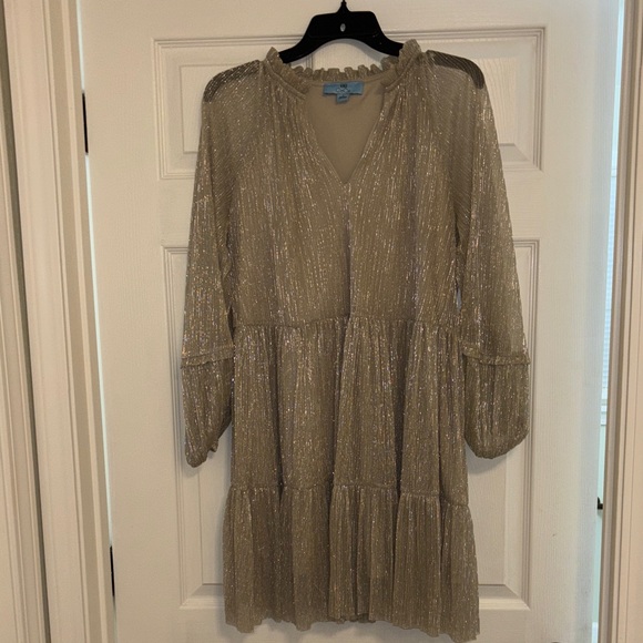 CeCe Elegant Gold Shimmer Dress-NWOT - Picture 1 of 8